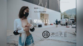 漂亮大奶美眉 肤白貌美 振动棒刺激粉鲍鱼喷了一沙发淫水 被大鸡吧无套内射