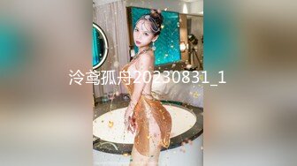 【新片速遞】 东北夫妻大妞全裸跳裸体大秧歌，特写掰穴，黑木耳，老公在旁拍摄，这熟女身材算是好的了