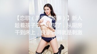 巨乳顔面密着手コキ