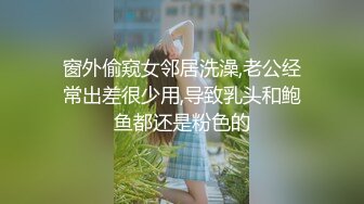 《监控破解》小伙带着漂亮女友开房鸡巴硬不起来两三分钟就完事了白瞎了这么漂亮的女朋友