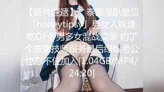 白色连衣短裙时尚美女戴着礼帽丰腴嫩嫩肉体很是诱人，舔吸鸡巴脱光光奶子又挺又大屁股饱满啪啪狠狠操