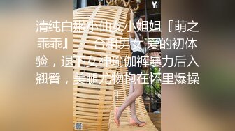 《硬核重磅泄密》万人求档OF黑白通吃极品媚黑气质御姐【我是Z】私拍全套，车震野战露出被黑人健壮小哥玩肏 (6)